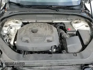 ✅ 2018 Volvo XC60 Inscription • VIN: YV4102RL5J1029984 • Lot: 71236125. Listed on Copart with 117,676 mi. Free auction sales archive from the USA and detailed vehicle history report at DreamBid. Image 14.