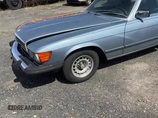 ✅ 1985 Mercedes-Benz 380 • VIN: WDBBA45C0FA019441 • Lot: 51792005. Listed on Copart with 83,718 mi. Free auction sales archive from the USA and detailed vehicle history report at DreamBid. Image 11.