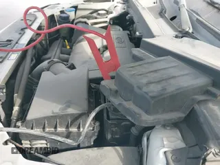 ✅ 2010 Land Rover LR2 HSE • VIN: SALFT2BN3AH158060 • Lot: 43587487. Wystawiony na IAAI z przebiegiem 188 715 mil. Bezpłatny archiwum sprzedaży aukcyjnych z USA i szczegółowy raport historii pojazdu na DreamBid. Zdjęcie 12.