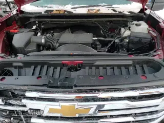 ✅ 2025 Chevrolet Silverado 2500HD • VIN: 1GC4KPE72SF101972 • Lot: 83872184. Listed on Copart with 1,973 mi. Free auction sales archive from the USA and detailed vehicle history report at DreamBid. Image 13.