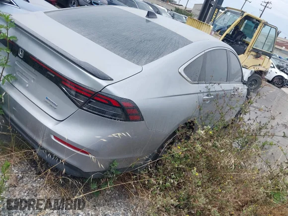 ✅ 2024 Honda Accord Sport • VIN: 1HGCY2F50RA016793 • Lot: 45121591. Wystawiony na IAAI z przebiegiem 40 211 mil. Bezpłatny archiwum sprzedaży aukcyjnych z USA i szczegółowy raport historii pojazdu na DreamBid. Zdjęcie 4.