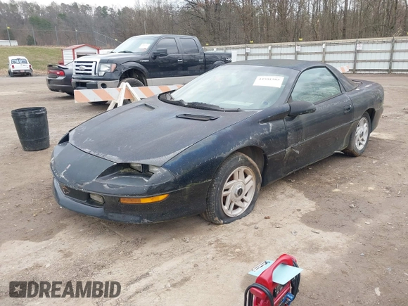 ✅ 1995 Chevrolet Camaro • VIN: 2G1FP22SXS2112640 • Lot: 44501585. Wystawiony na IAAI z przebiegiem 210 213 mil. Bezpłatny archiwum sprzedaży aukcyjnych z USA i szczegółowy raport historii pojazdu na DreamBid. Zdjęcie 2.