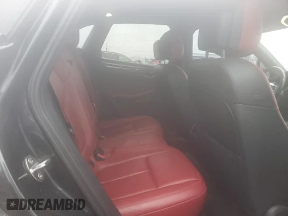 ✅ 2017 Porsche Macan GTS • VIN: WP1AG2A59HLB50882 • Лот: 81570734. Опубліковано раніше на Copart з пробігом 130 325 миль. Безкоштовний доступ до архіву аукціонних продажів зі США та докладний звіт про історію автомобіля на DreamBid. Зображення 11.