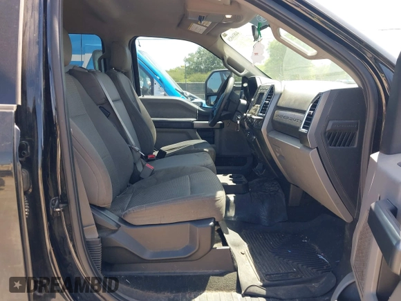 ✅ 2017 Ford F-250 Lariat • VIN: 1FT7W2BT8HEB34639 • Lot: 44816828. Wystawiony na IAAI z przebiegiem 194 575 mil. Bezpłatny archiwum sprzedaży aukcyjnych z USA i szczegółowy raport historii pojazdu na DreamBid. Zdjęcie 5.