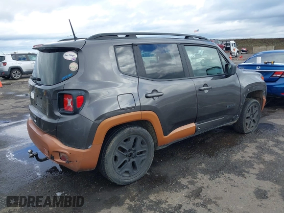 ✅ 2019 Jeep Renegade Upland • VIN: ZACNJBABXKPK28404 • Lot: 43725974. Wystawiony na IAAI z przebiegiem 120 503 mil. Bezpłatny archiwum sprzedaży aukcyjnych z USA i szczegółowy raport historii pojazdu na DreamBid. Zdjęcie 4.