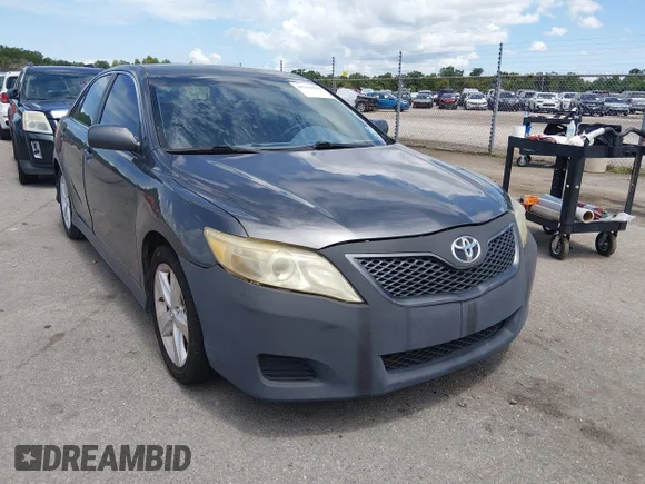 ✅ 2011 Toyota Camry XLE • VIN: 4T1BF3EK1BU678461 • Lot: 45332587. Listed on IAAI with 300,371 mi. Free auction sales archive from the USA and detailed vehicle history report at DreamBid. Image 1.