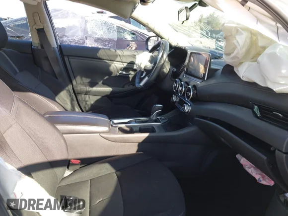 ✅ 2021 Nissan Sentra SV • VIN: 3N1AB8CV7MY206774 • Lot: 43675281. Wystawiony na IAAI z przebiegiem 66 127 mil. Bezpłatny archiwum sprzedaży aukcyjnych z USA i szczegółowy raport historii pojazdu na DreamBid. Zdjęcie 5.