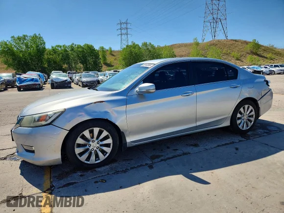✅ 2013 Honda Accord EX • VIN: 1HGCR2F71DA011478 • Lot: 59142856. Listed on Copart with 98,586 mi. Free auction sales archive from the USA and detailed vehicle history report at DreamBid. Image 1.