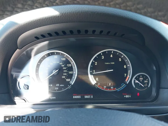 ✅ 2013 BMW 5 Series 550i • VIN: WBAFR9C50DD227180 • Lot: 42292272. Listed on IAAI with 84,065 mi. Free auction sales archive from the USA and detailed vehicle history report at DreamBid. Image 7.