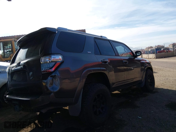 ✅ 2015 Toyota 4Runner SR5 • VIN: JTEZU5JR3F5100574 • Lot: 43944340. Wystawiony na IAAI z przebiegiem 172 213 mil. Bezpłatny archiwum sprzedaży aukcyjnych z USA i szczegółowy raport historii pojazdu na DreamBid. Zdjęcie 4.