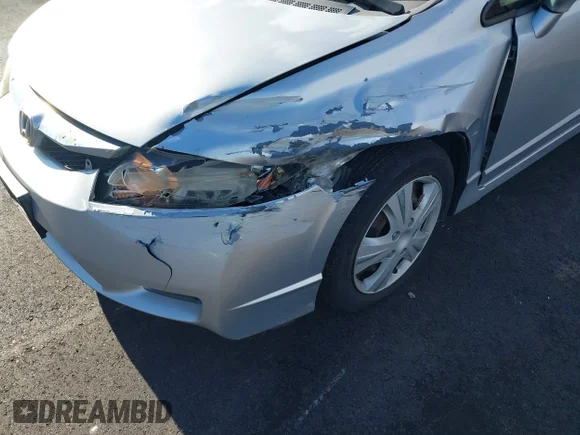 ✅ 2009 Honda Civic LX • VIN: 2HGFA16599H360992 • Lot: 43818485. Wystawiony na IAAI z przebiegiem 201 991 mil. Bezpłatny archiwum sprzedaży aukcyjnych z USA i szczegółowy raport historii pojazdu na DreamBid. Zdjęcie 6.