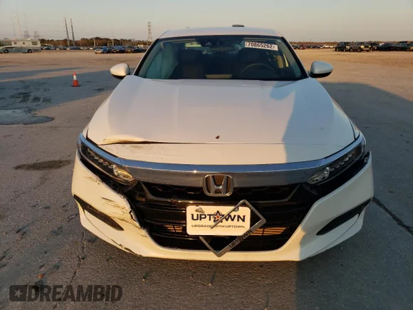 ✅ 2020 Honda Accord LX • VIN: 1HGCV1F16LA058778 • Lot: 70865262. Wystawiony na Copart z przebiegiem 52 835 mil. Bezpłatny archiwum sprzedaży aukcyjnych z USA i szczegółowy raport historii pojazdu na DreamBid. Zdjęcie 5.