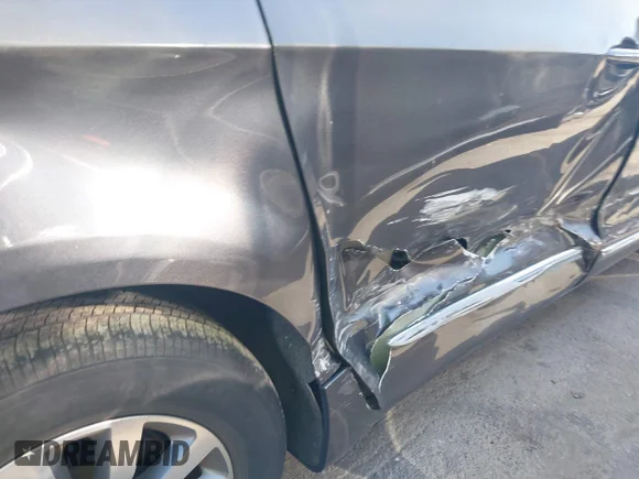 ✅ 2019 Chrysler Pacifica Touring L Plus • VIN: 2C4RC1EG6KR668419 • Lot: 44903055. Listed on IAAI with 34,059 mi. Free auction sales archive from the USA and detailed vehicle history report at DreamBid. Image 12.
