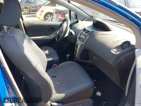 ✅ 2009 Toyota Yaris • VIN: JTDKT903195226014 • Lot: 41791594. Wystawiony na IAAI z przebiegiem 309 988 mil. Bezpłatny archiwum sprzedaży aukcyjnych z USA i szczegółowy raport historii pojazdu na DreamBid. Zdjęcie 5.