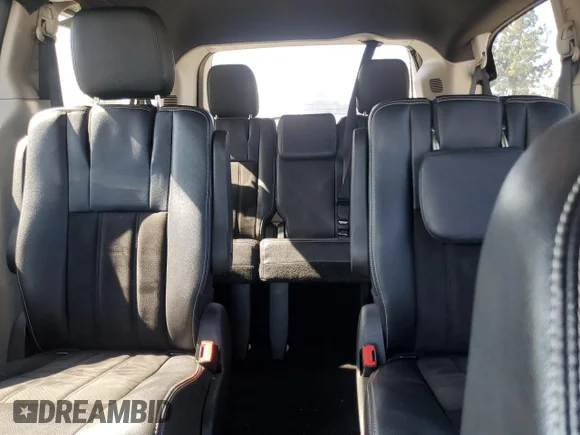 ✅ 2019 Dodge Grand Caravan SXT • VIN: 2C4RDGCG9KR748560 • Lot: 46640435. Wystawiony na Copart z przebiegiem 142 781 mil. Bezpłatny archiwum sprzedaży aukcyjnych z USA i szczegółowy raport historii pojazdu na DreamBid. Zdjęcie 10.