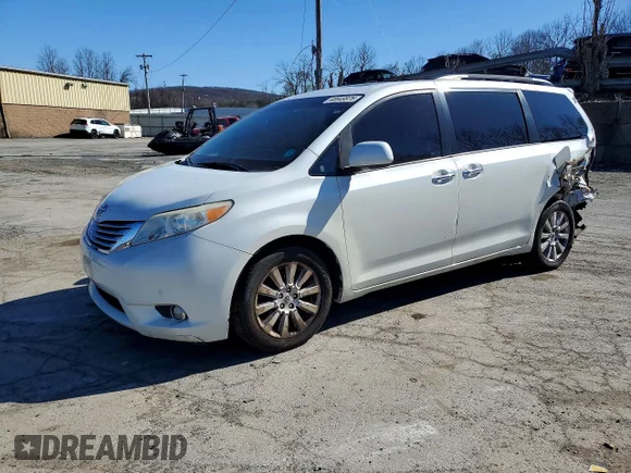 ✅ 2012 Toyota Sienna Limited • VIN: 5TDDK3DC5CS041761 • Lot: 48949976. Wystawiony na Copart z przebiegiem 139 263 mil. Bezpłatny archiwum sprzedaży aukcyjnych z USA i szczegółowy raport historii pojazdu na DreamBid. Zdjęcie 1.