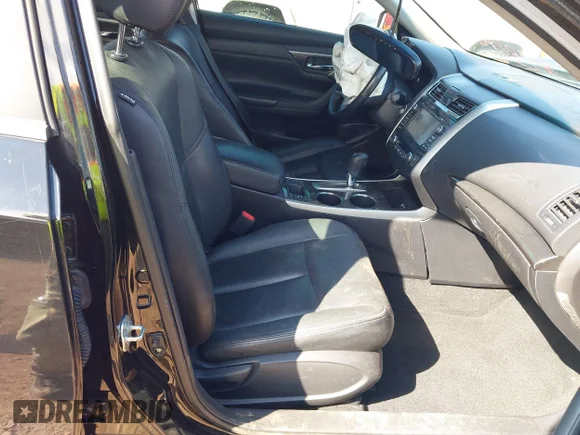 ✅ 2014 Nissan Altima S • VIN: 1N4AL3AP1EN252705 • Lot: 44521296. Wystawiony na IAAI z przebiegiem Nie podano. Bezpłatny archiwum sprzedaży aukcyjnych z USA i szczegółowy raport historii pojazdu na DreamBid. Zdjęcie 5.