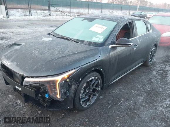 ✅ 2025 Kia K4 GT-Line • VIN: 3KPFW4DE6SE153854 • Lot: 44340924. Wystawiony na IAAI z przebiegiem 3 811 mil. Bezpłatny archiwum sprzedaży aukcyjnych z USA i szczegółowy raport historii pojazdu na DreamBid. Zdjęcie 2.
