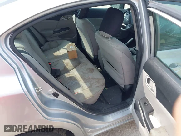 ✅ 2014 Honda Civic LX • VIN: 19XFB2F58EE213960 • Lot: 45450338. Wystawiony na IAAI z przebiegiem 157 460 mil. Bezpłatny archiwum sprzedaży aukcyjnych z USA i szczegółowy raport historii pojazdu na DreamBid. Zdjęcie 8.