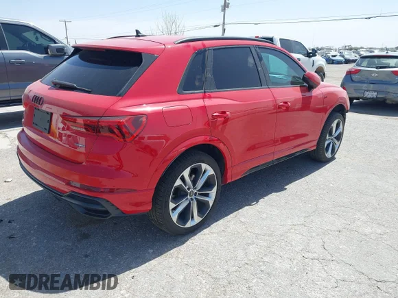 ✅ 2022 Audi Q3 S line Premium Plus • VIN: WA1EECF34N1148173 • Lot: 41941853. Wystawiony na IAAI z przebiegiem 31 274 mil. Bezpłatny archiwum sprzedaży aukcyjnych z USA i szczegółowy raport historii pojazdu na DreamBid. Zdjęcie 4.