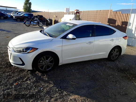 ✅ 2018 Hyundai Elantra SEL • VIN: 5NPD84LF5JH222278 • Lot: 70186582. Wystawiony na Copart z przebiegiem 66 647 mil. Bezpłatny archiwum sprzedaży aukcyjnych z USA i szczegółowy raport historii pojazdu na DreamBid. Zdjęcie 1.