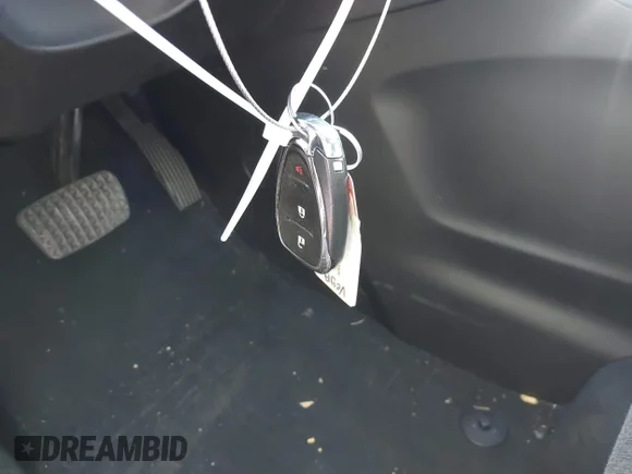 ✅ 2020 Chevrolet Equinox LS • VIN: 2GNAXHEV2L6202781 • Lot: 42411734. Wystawiony na IAAI z przebiegiem 64 881 mil. Bezpłatny archiwum sprzedaży aukcyjnych z USA i szczegółowy raport historii pojazdu na DreamBid. Zdjęcie 11.
