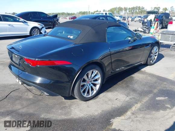 ✅ 2017 Jaguar F-Type Premium • VIN: SAJWA6ET4H8K40454 • Lot: 44232360. Wystawiony na IAAI z przebiegiem 29 279 mil. Bezpłatny archiwum sprzedaży aukcyjnych z USA i szczegółowy raport historii pojazdu na DreamBid. Zdjęcie 4.