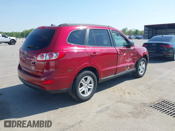 ✅ 2011 Hyundai Santa Fe GLS • VIN: 5XYZG3AB3BG055060 • Lot: 44941133. Wystawiony na IAAI z przebiegiem 102 845 mil. Bezpłatny archiwum sprzedaży aukcyjnych z USA i szczegółowy raport historii pojazdu na DreamBid. Zdjęcie 4.