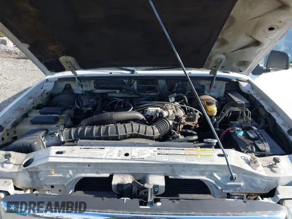 ✅ 2000 Ford Ranger XL • VIN: 1FTYR11V5YTB02011 • Lot: 43386130. Listed on IAAI with 247,933 mi. Free auction sales archive from the USA and detailed vehicle history report at DreamBid. Image 10.