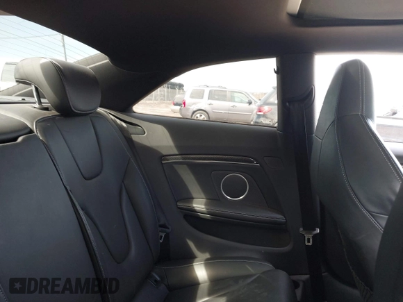 ✅ 2013 Audi S5 Prestige • VIN: WAU3GAFR3DA002326 • Lot: 44637512. Wystawiony na IAAI z przebiegiem 116 411 mil. Bezpłatny archiwum sprzedaży aukcyjnych z USA i szczegółowy raport historii pojazdu na DreamBid. Zdjęcie 8.