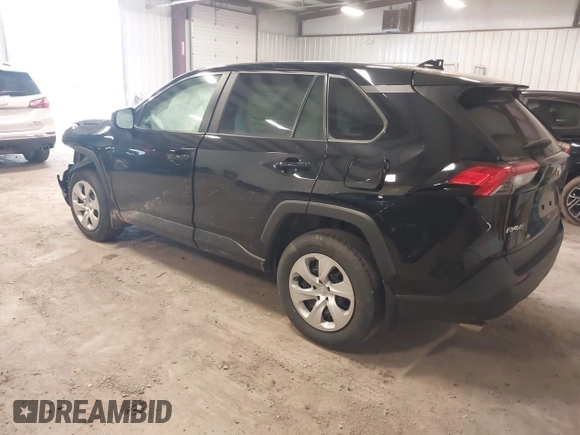 ✅ 2024 Toyota RAV4 LE • VIN: 2T3F1RFV8RC396641 • Lot: 44573534. Wystawiony na IAAI z przebiegiem 31 684 mil. Bezpłatny archiwum sprzedaży aukcyjnych z USA i szczegółowy raport historii pojazdu na DreamBid. Zdjęcie 3.