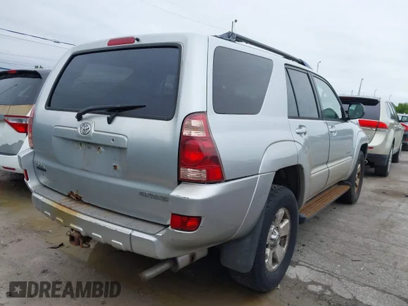 ✅ 2004 Toyota 4Runner SR5 • VIN: JTEBU14R640052794 • Лот: 45156200. Опубліковано раніше на IAAI з пробігом 314 642 миль. Безкоштовний доступ до архіву аукціонних продажів зі США та докладний звіт про історію автомобіля на DreamBid. Зображення 4.