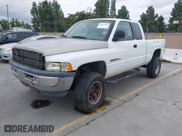 ✅ 2001 Dodge 2500 • VIN: 1B7KF23W91J278846 • Lot: 45239705. Wystawiony na IAAI z przebiegiem 269 987 mil. Bezpłatny archiwum sprzedaży aukcyjnych z USA i szczegółowy raport historii pojazdu na DreamBid. Zdjęcie 2.