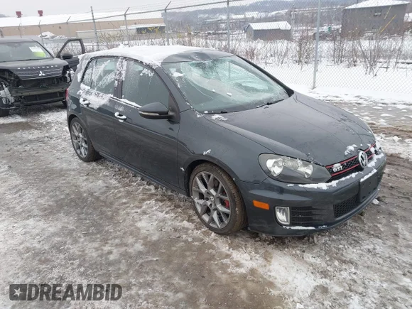 ✅ 2013 Volkswagen Golf GTI • VIN: WVWHD7AJ7DW101952 • Лот: 43829067. Опубліковано раніше на IAAI з пробігом 90 916 миль. Безкоштовний доступ до архіву аукціонних продажів зі США та докладний звіт про історію автомобіля на DreamBid. Зображення 1.