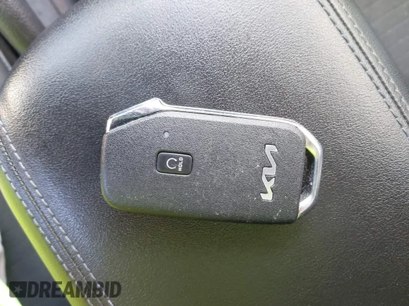 ✅ 2023 Kia Seltos S • VIN: KNDEU2AA5P7432548 • Лот: 43264335. Опубліковано раніше на IAAI з пробігом 67 294 миль. Безкоштовний доступ до архіву аукціонних продажів зі США та докладний звіт про історію автомобіля на DreamBid. Зображення 11.