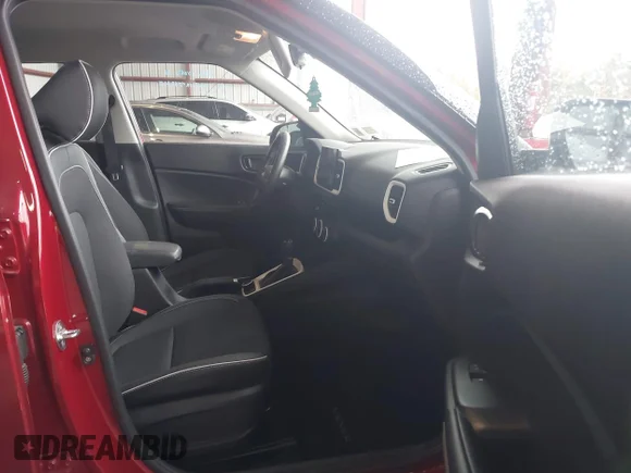 ✅ 2024 Hyundai Venue SEL • VIN: KMHRC8A3XRU306520 • Lot: 43467116. Wystawiony na IAAI z przebiegiem 10 563 mil. Bezpłatny archiwum sprzedaży aukcyjnych z USA i szczegółowy raport historii pojazdu na DreamBid. Zdjęcie 5.