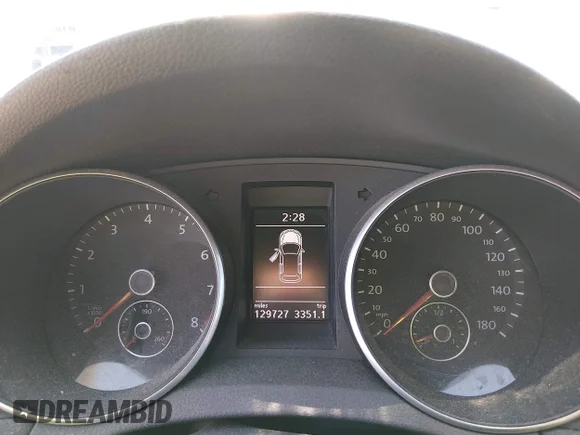 ✅ 2011 Volkswagen Golf GTI • VIN: WVWFV7AJ5BW135843 • Lot: 45301040. Wystawiony na IAAI z przebiegiem 129 727 mil. Bezpłatny archiwum sprzedaży aukcyjnych z USA i szczegółowy raport historii pojazdu na DreamBid. Zdjęcie 7.