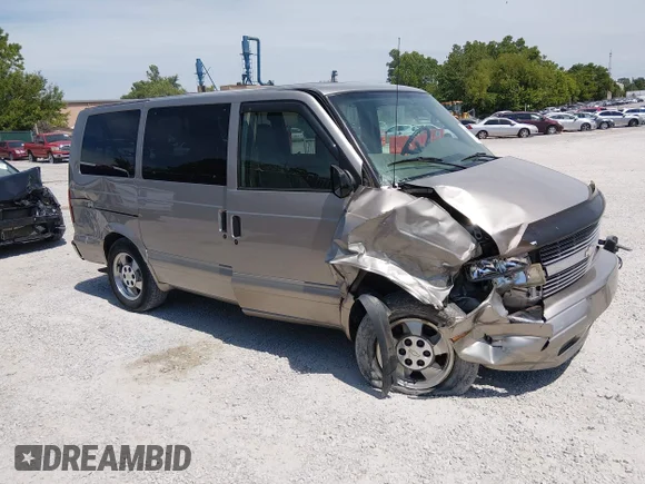 ✅ 2003 Chevrolet Astro • VIN: 1GNDM19X33B141530 • Lot: 45088268. Wystawiony na IAAI z przebiegiem 156 748 mil. Bezpłatny archiwum sprzedaży aukcyjnych z USA i szczegółowy raport historii pojazdu na DreamBid. Zdjęcie 1.