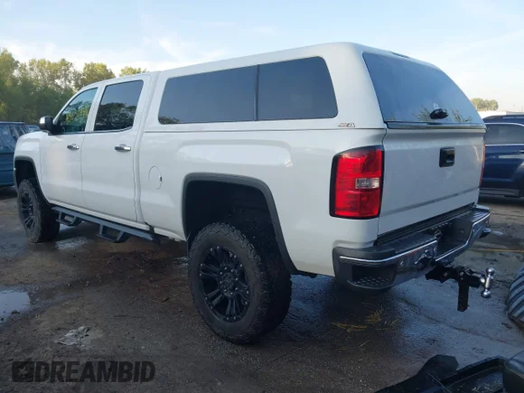 ✅ 2016 GMC Sierra 2500HD SLT • VIN: 1GT12TE89GF120384 • Lot: 43252448. Wystawiony na IAAI z przebiegiem 349 937 mil. Bezpłatny archiwum sprzedaży aukcyjnych z USA i szczegółowy raport historii pojazdu na DreamBid. Zdjęcie 3.