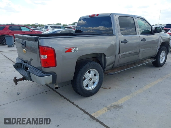 ✅ 2012 Chevrolet Silverado 1500 LT • VIN: 3GCPKSE73CG270575 • Lot: 42969765. Wystawiony na IAAI z przebiegiem 225 716 mil. Bezpłatny archiwum sprzedaży aukcyjnych z USA i szczegółowy raport historii pojazdu na DreamBid. Zdjęcie 4.