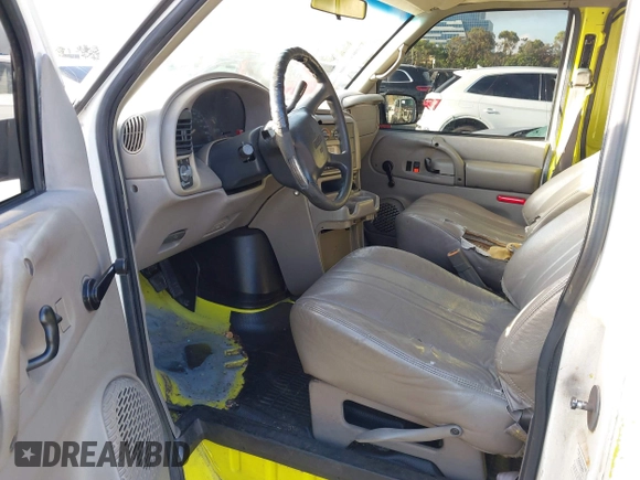 ✅ 2001 GMC Safari Cargo • VIN: 1GTDM19W41B520162 • Lot: 42825341. Wystawiony na IAAI z przebiegiem 162 093 mil. Bezpłatny archiwum sprzedaży aukcyjnych z USA i szczegółowy raport historii pojazdu na DreamBid. Zdjęcie 5.