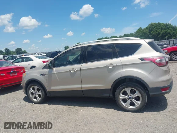 ✅ 2017 Ford Escape Titanium • VIN: 1FMCU0JD5HUA84495 • Lot: 45390826. Wystawiony na IAAI z przebiegiem 154 678 mil. Bezpłatny archiwum sprzedaży aukcyjnych z USA i szczegółowy raport historii pojazdu na DreamBid. Zdjęcie 14.