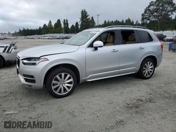✅ 2018 Volvo XC90 Momentum • VIN: YV4102CK0J1343137 • Лот: 66417215. Опубліковано раніше на Copart з пробігом 132 847 миль. Безкоштовний доступ до архіву аукціонних продажів зі США та докладний звіт про історію автомобіля на DreamBid. Зображення 1.