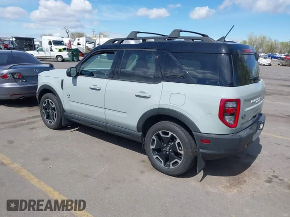 ✅ 2022 Ford Bronco Sport Outer Banks • VIN: 3FMCR9C67NRE13995 • Lot: 42047106. Wystawiony na IAAI z przebiegiem 52 720 mil. Bezpłatny archiwum sprzedaży aukcyjnych z USA i szczegółowy raport historii pojazdu na DreamBid. Zdjęcie 3.
