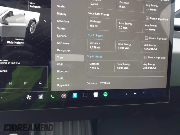✅ 2025 Tesla Cybertruck • VIN: 7G2CEHED7SA067895 • Lot: 44609690. Wystawiony na IAAI z przebiegiem 7 758 mil. Bezpłatny archiwum sprzedaży aukcyjnych z USA i szczegółowy raport historii pojazdu na DreamBid. Zdjęcie 7.