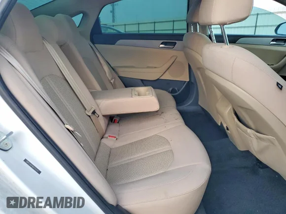 ✅ 2019 Hyundai Sonata SE • VIN: 5NPE24AF9KH753137 • Lot: 98716855. Wystawiony na Copart z przebiegiem 110 299 mil. Bezpłatny archiwum sprzedaży aukcyjnych z USA i szczegółowy raport historii pojazdu na DreamBid. Zdjęcie 10.