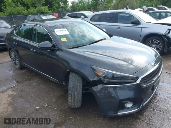 ✅ 2017 Kia Cadenza Premium • VIN: KNALB4J12H5055387 • Лот: 45046074. Опубликован ранее на IAAI с пробегом 60 559 миль. Бесплатный доступ к архиву аукционных продаж из США и подробный отчёт об истории автомобиля на DreamBid. Изображение 1.