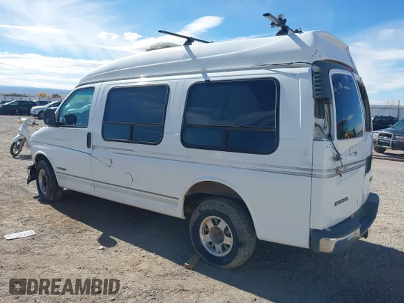 ✅ 1999 GMC Savana • VIN: 1GDFG15R5X1084951 • Lot: 43493714. Wystawiony na IAAI z przebiegiem Nie podano. Bezpłatny archiwum sprzedaży aukcyjnych z USA i szczegółowy raport historii pojazdu na DreamBid. Zdjęcie 3.