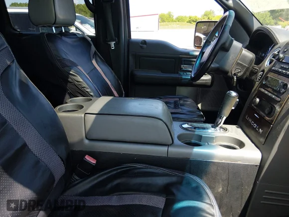 ✅ 2006 Lincoln Mark LT • VIN: 5LTPW18586FJ22675 • Lot: 45283570. Listed on IAAI with 235,661 mi. Free auction sales archive from the USA and detailed vehicle history report at DreamBid. Image 5.