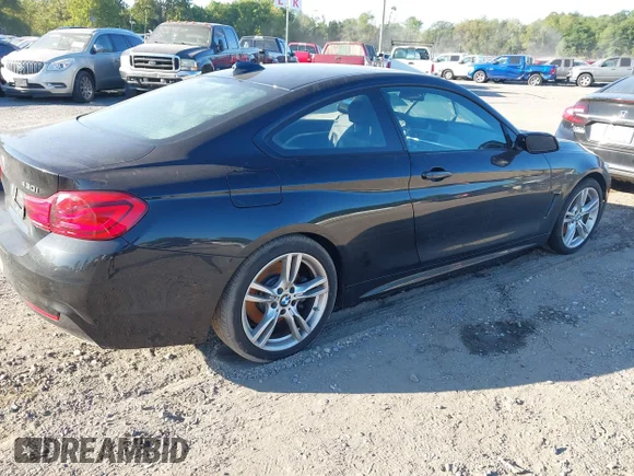 ✅ 2019 BMW 4 Series 430i xDrive • VIN: WBA4W5C55KAE50714 • Lot: 43074486. Listed on IAAI with Not provided. Free auction sales archive from the USA and detailed vehicle history report at DreamBid. Image 4.